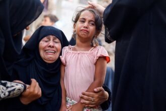 bombardeio-deixa-22-mortos-perto-da-sede-da-cruz-vermelha-na-faixa-de-gaza
