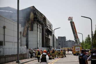 incendio-em-fabrica-de-baterias-mata-16-pessoas-na-coreia-do-sul