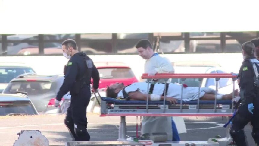 video-mostra-piloto-do-helicoptero-que-caiu-em-goias-chegando-em-hospital-de-brasilia;-cenipa-investiga-acidente